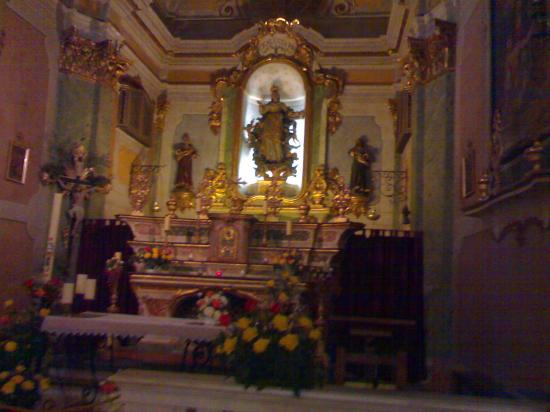 Chapelle en haut du chateau d'Eze.